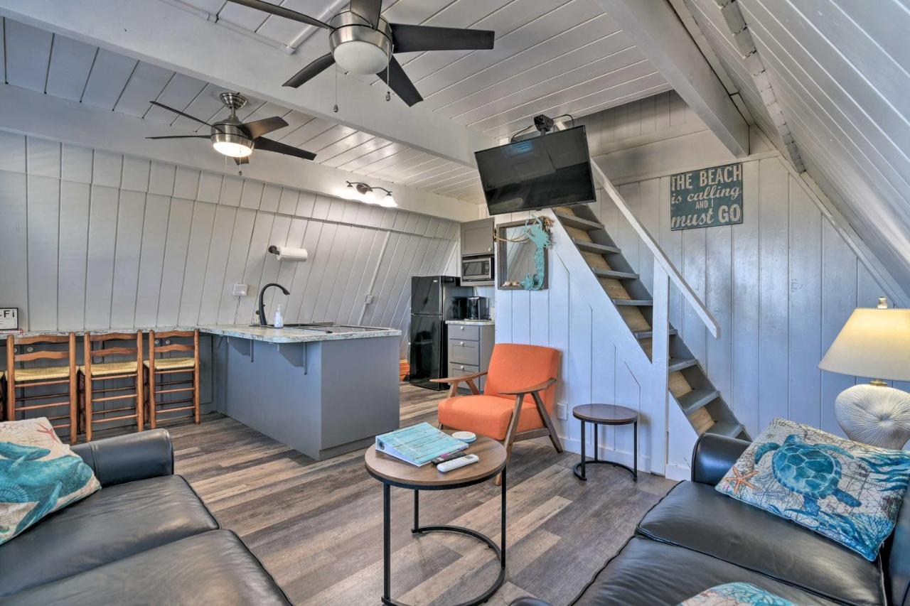 A-Frame Home With Deck - 2 Blocks To Surfside Beach! 외부 사진